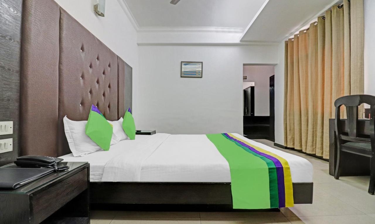 Treebo Trend Exotica Opp Sector 62 Ξενοδοχείο Ghaziabad Εξωτερικό φωτογραφία