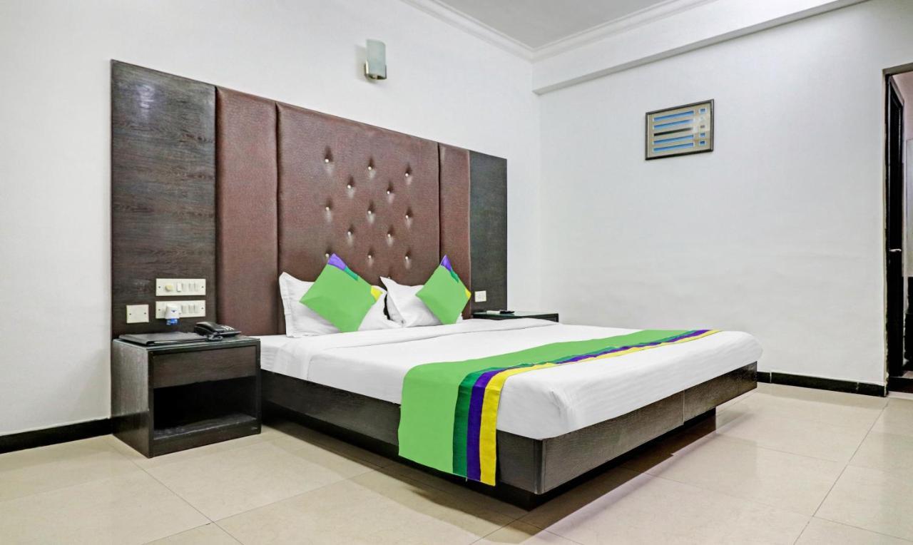 Treebo Trend Exotica Opp Sector 62 Ξενοδοχείο Ghaziabad Εξωτερικό φωτογραφία
